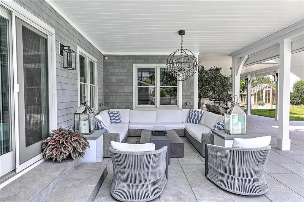 105 Heidi Drive Portsmouth RI 02871