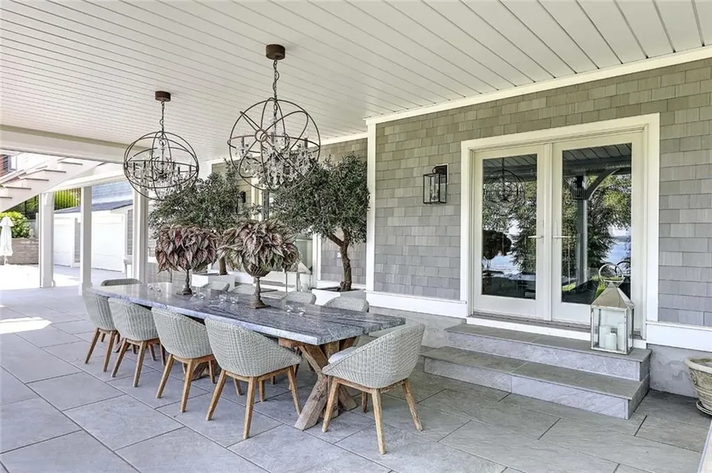 105 Heidi Drive Portsmouth RI 02871