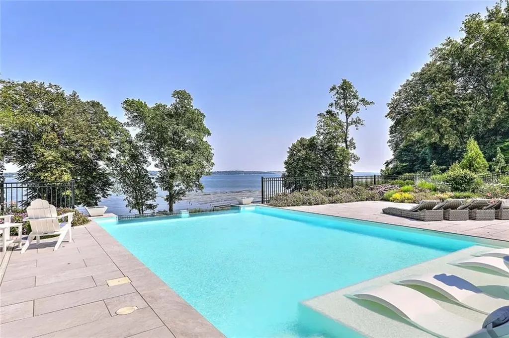 105 Heidi Drive Portsmouth RI 02871