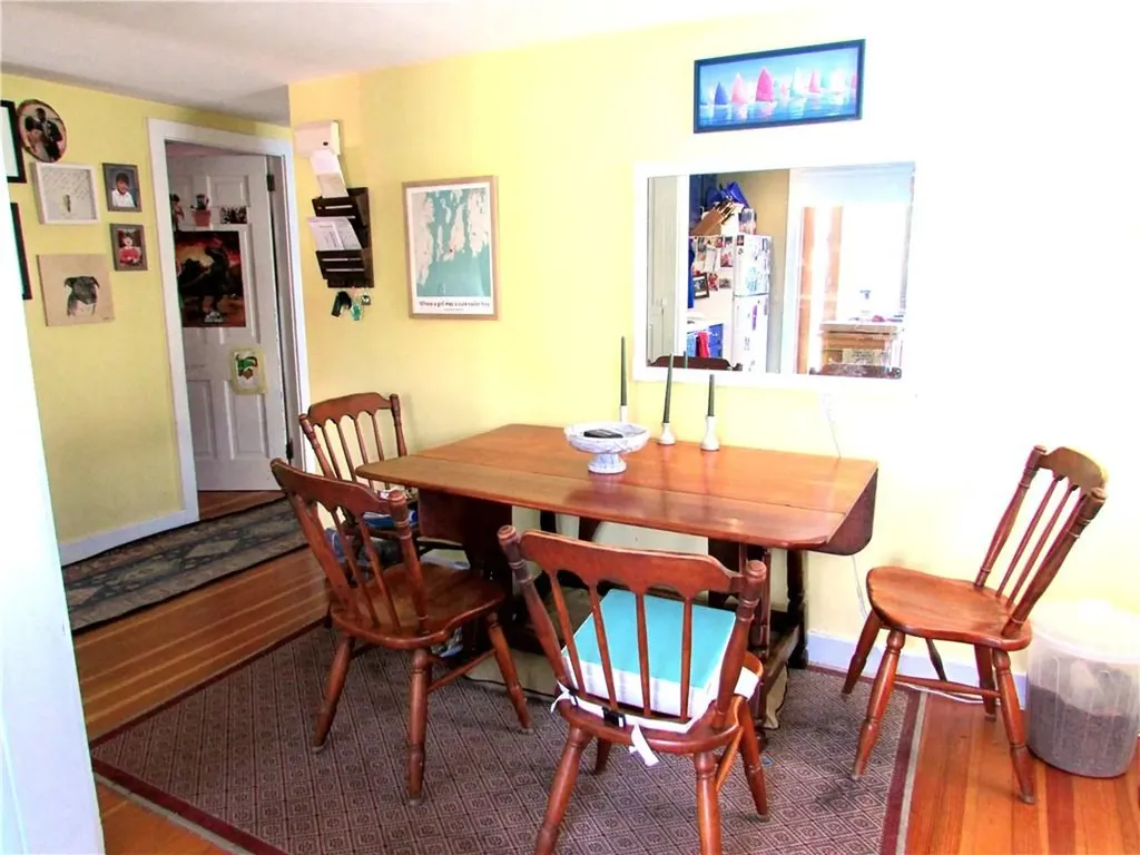 35 Rosa Road Middletown RI 02842