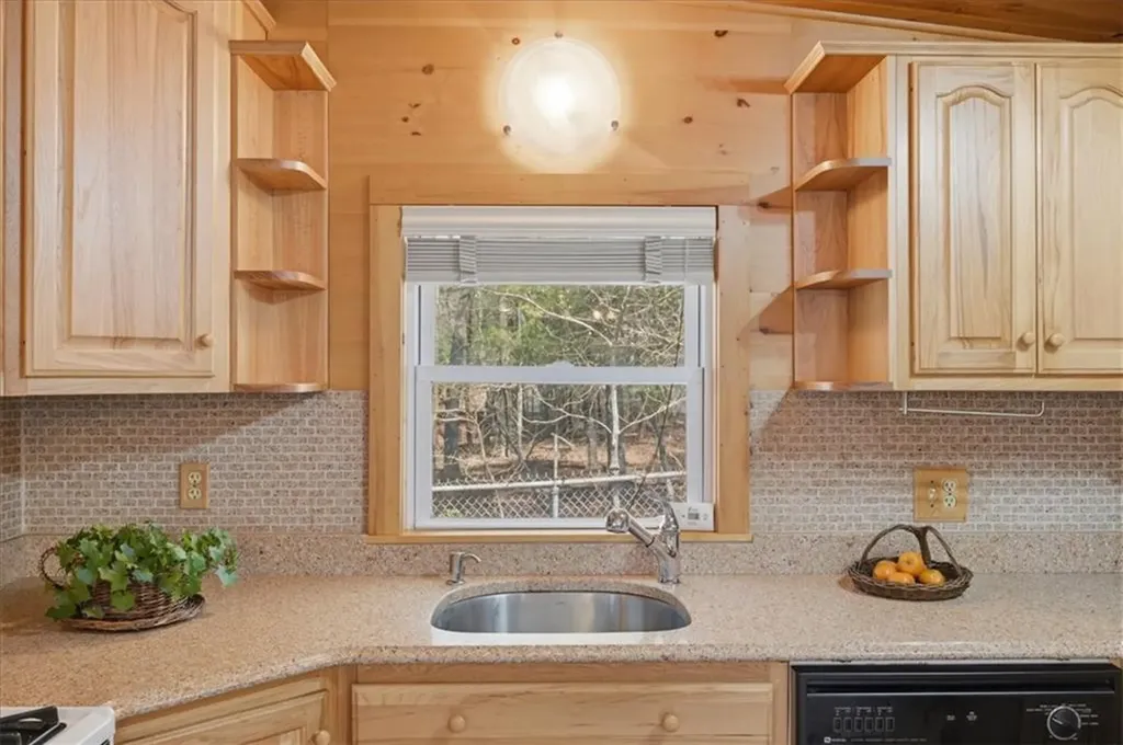 2 Michelle Lane Charlestown RI 02813