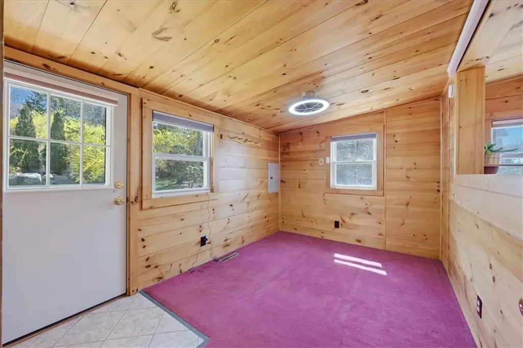 2 Michelle Lane Charlestown RI 02813