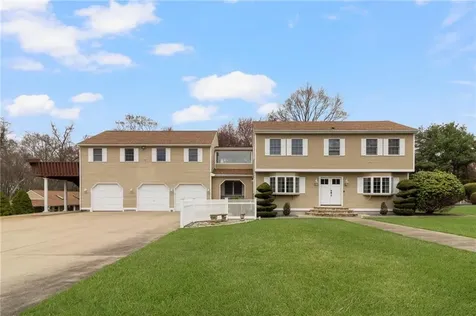 99 Blackstone Avenue Warwick RI 02889