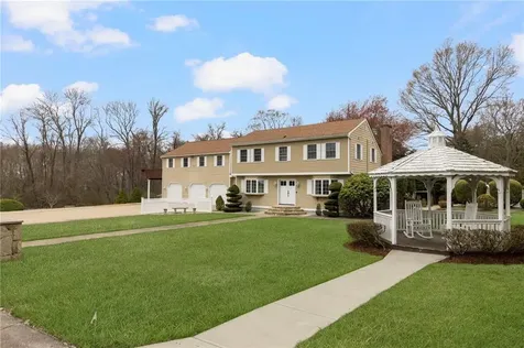 99 Blackstone Avenue Warwick RI 02889