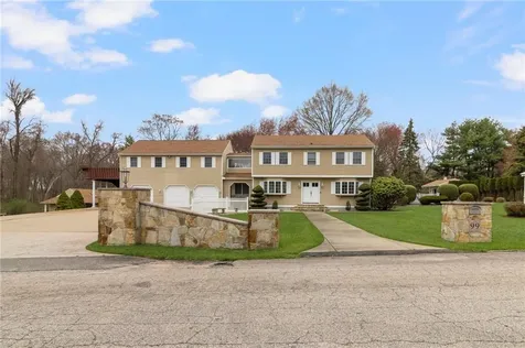 99 Blackstone Avenue Warwick RI 02889