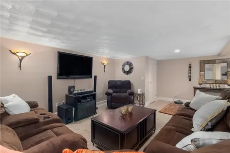 99 Blackstone Avenue Warwick RI 02889