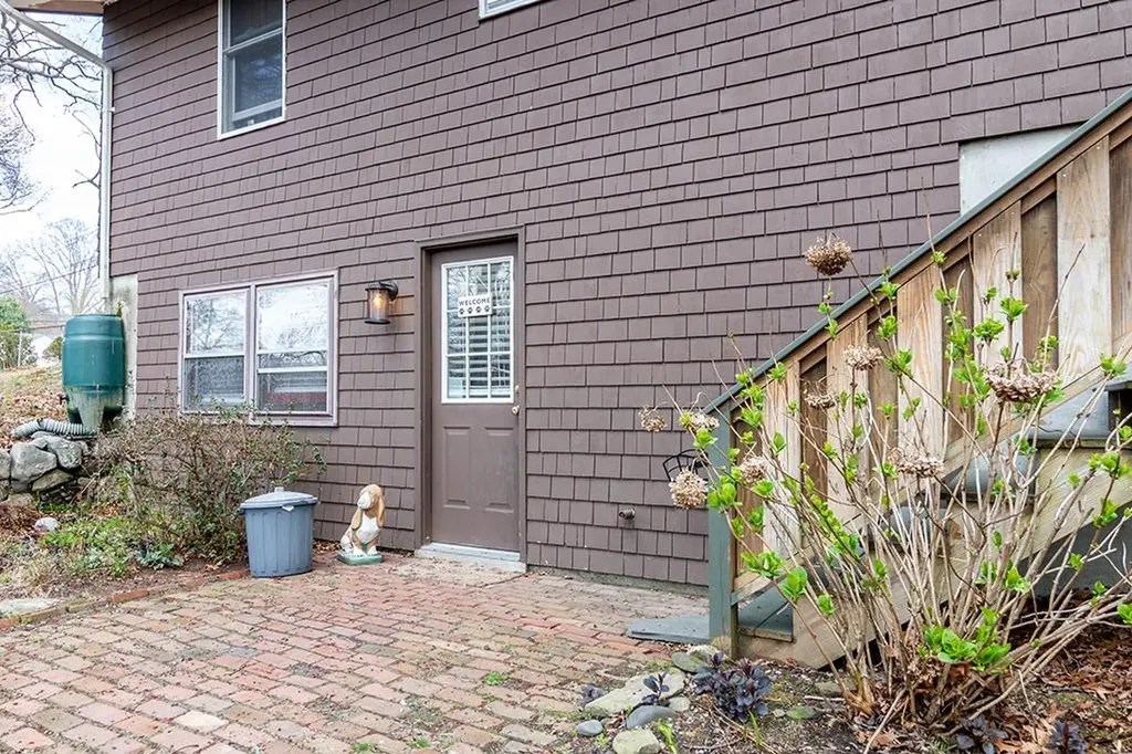 26 Meadow Sweet Trail Narragansett RI 02874