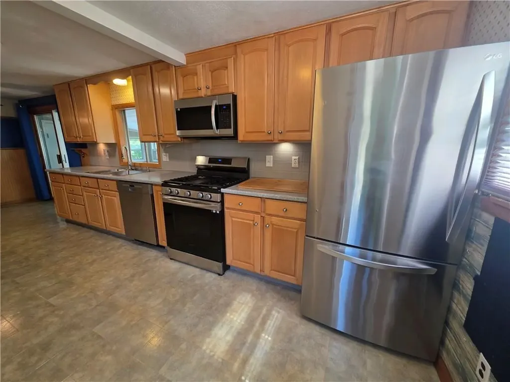 1 Hopkins Court Coventry RI 02816