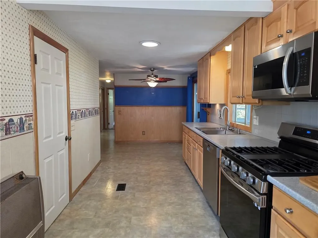 1 Hopkins Court Coventry RI 02816