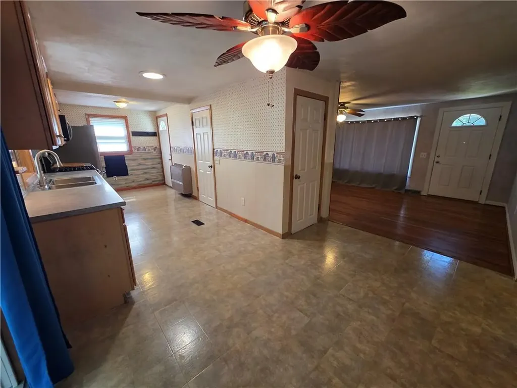 1 Hopkins Court Coventry RI 02816