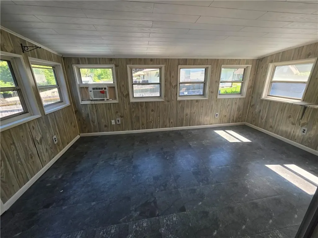 1 Hopkins Court Coventry RI 02816