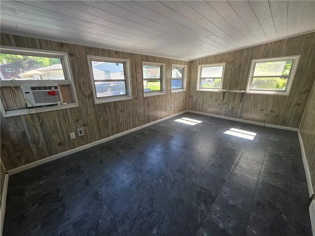1 Hopkins Court Coventry RI 02816
