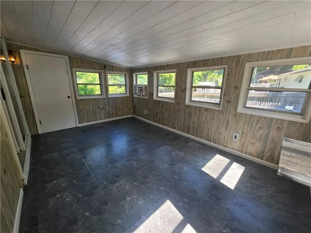 1 Hopkins Court Coventry RI 02816