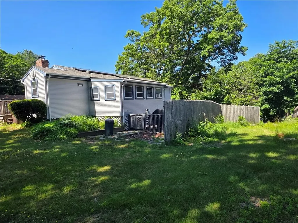 1 Hopkins Court Coventry RI 02816