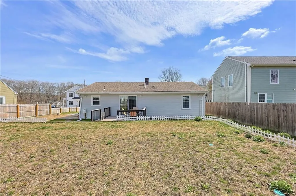 34 Massachusetts Avenue Cumberland RI 02864
