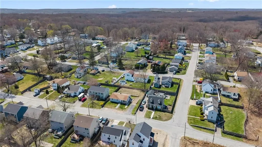 34 Massachusetts Avenue Cumberland RI 02864