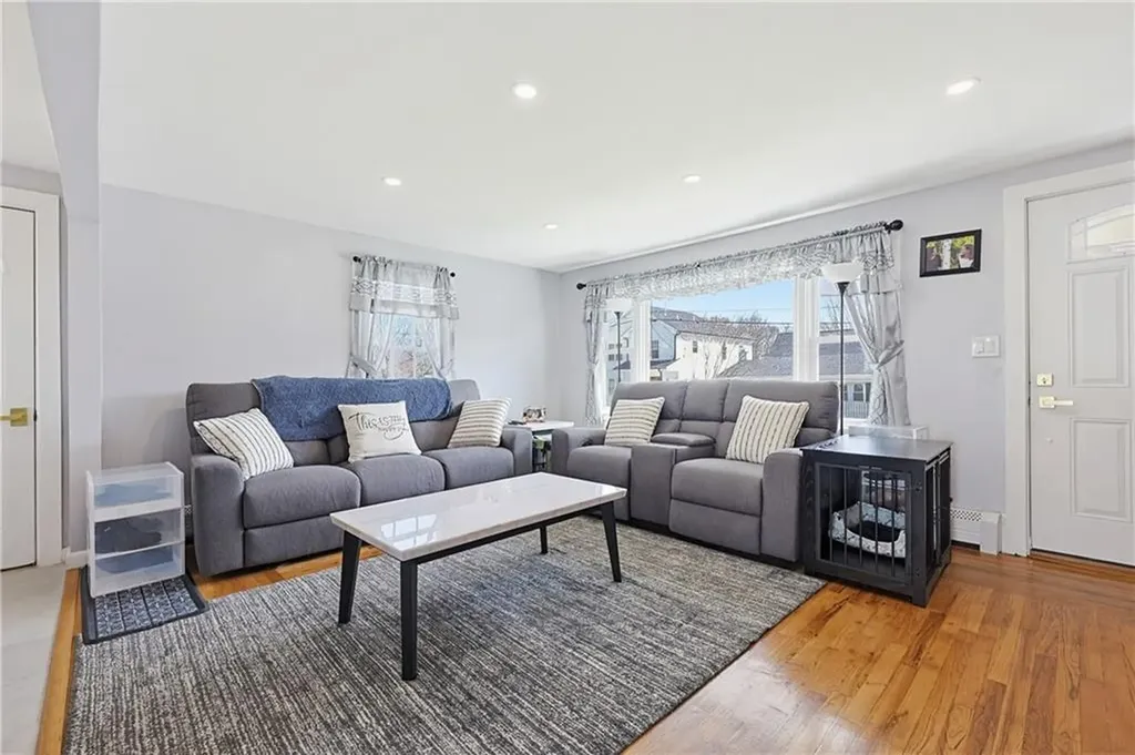 34 Massachusetts Avenue Cumberland RI 02864