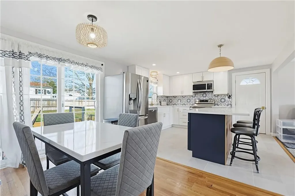 34 Massachusetts Avenue Cumberland RI 02864