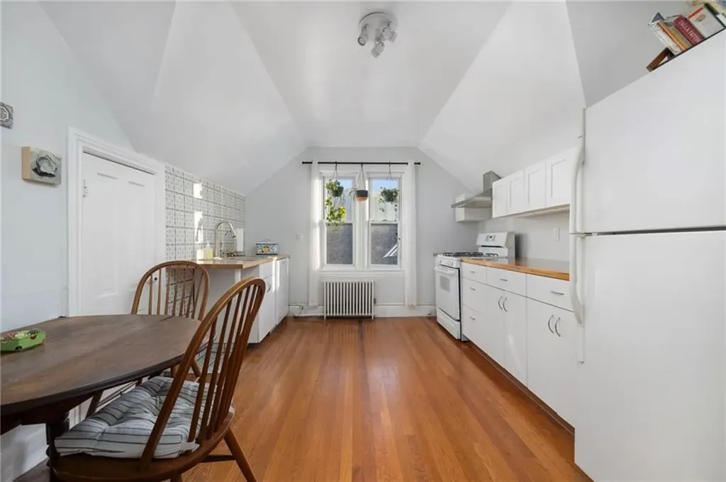 377 Hope Street Providence RI 02906
