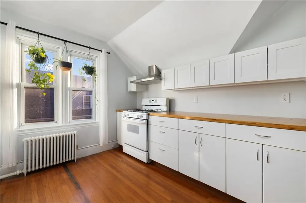 377 Hope Street Providence RI 02906