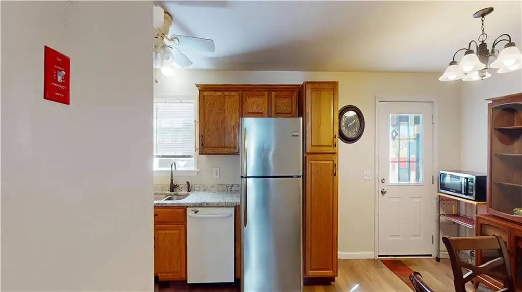 24 Vernon Street Providence RI 02903