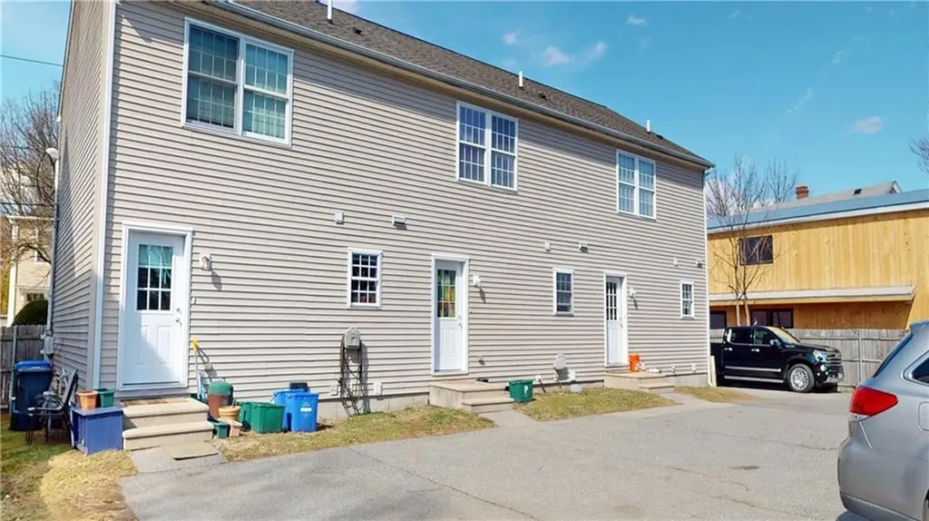 24 Vernon Street Providence RI 02903