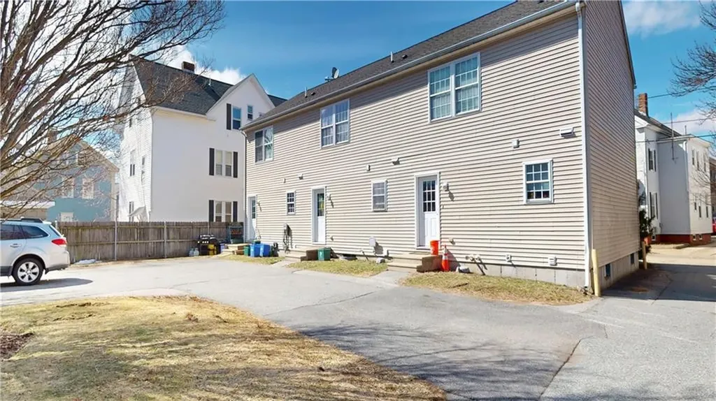 24 Vernon Street Providence RI 02903