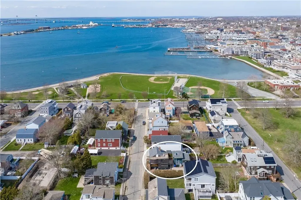 24 Houston Avenue Newport RI 02840