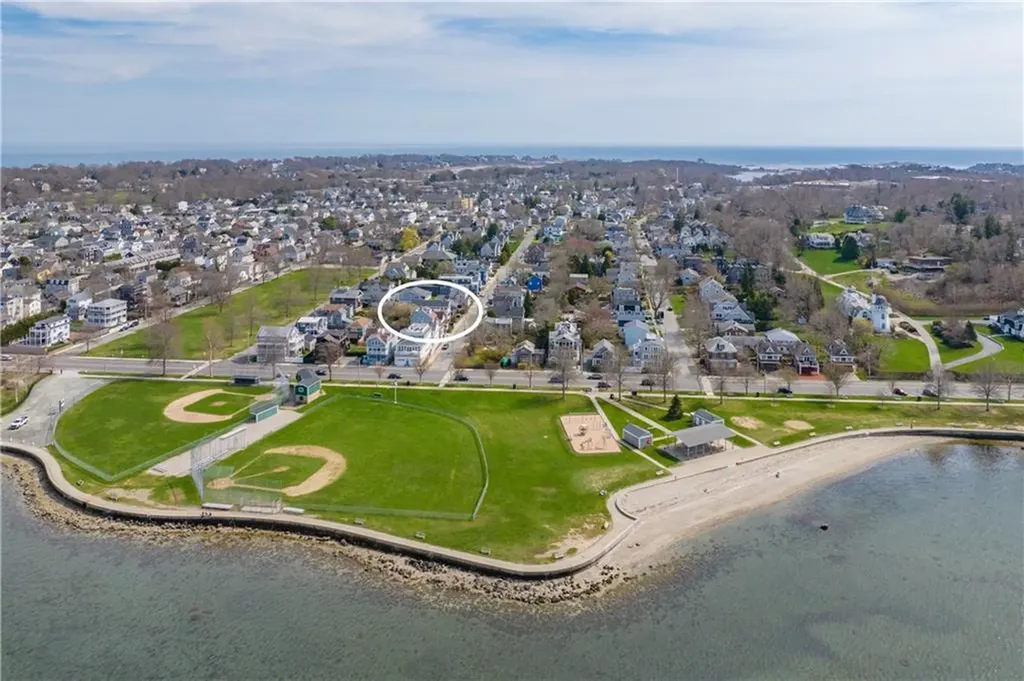 24 Houston Avenue Newport RI 02840