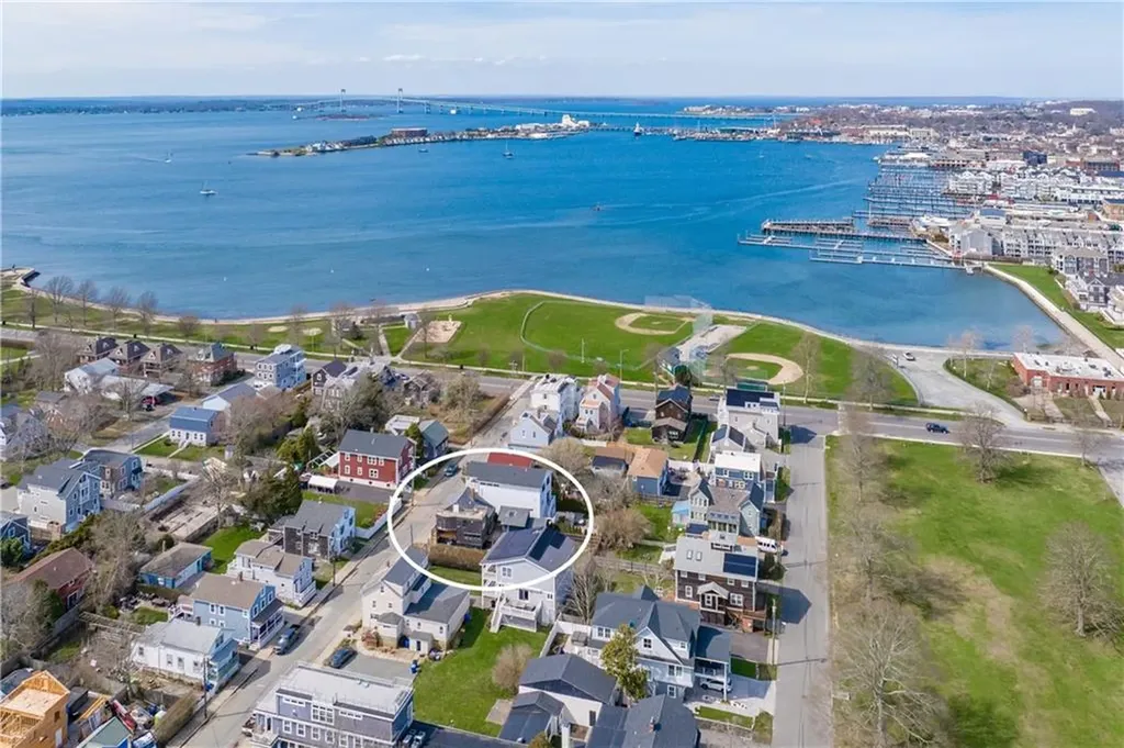 24 Houston Avenue Newport RI 02840