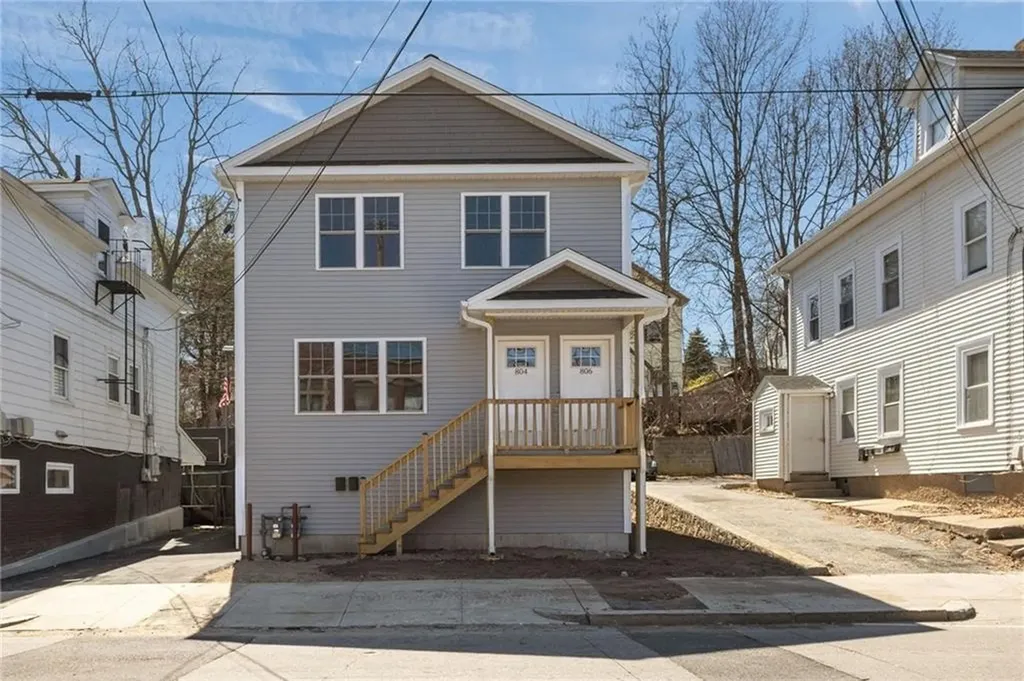 804 Douglas Avenue Providence RI 02908