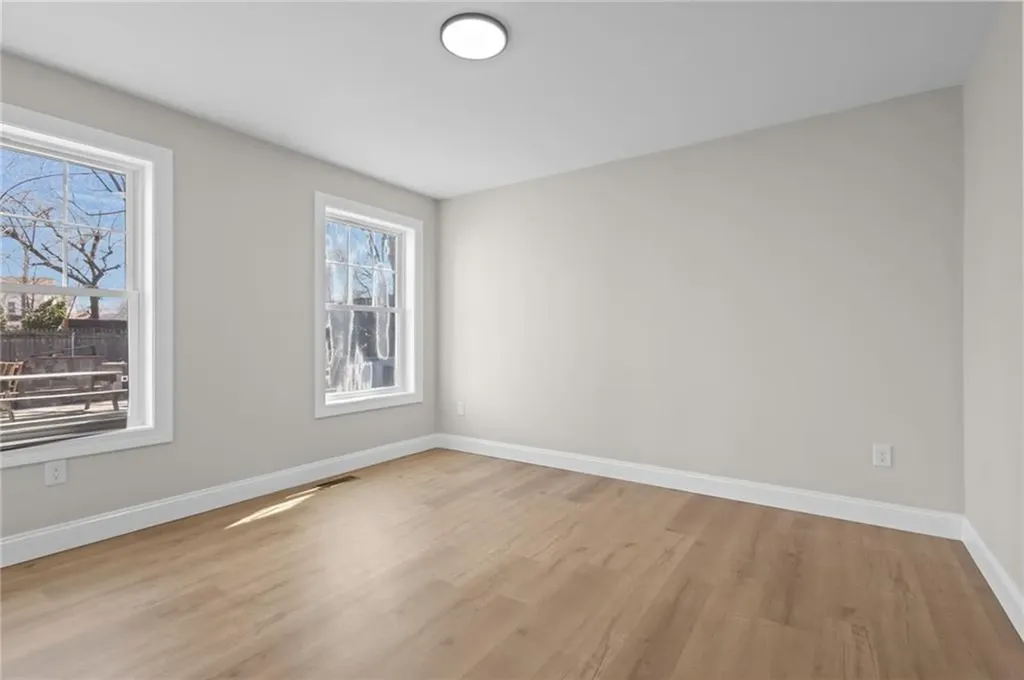 804 Douglas Avenue Providence RI 02908