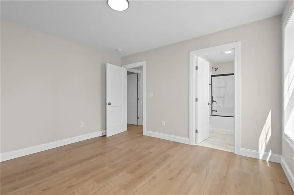 804 Douglas Avenue Providence RI 02908