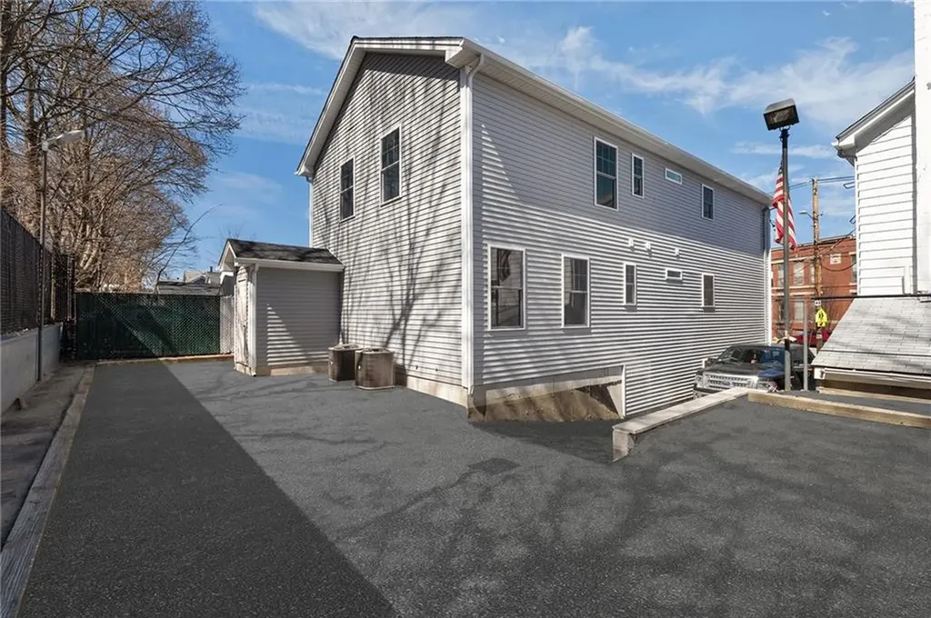 804 Douglas Avenue Providence RI 02908