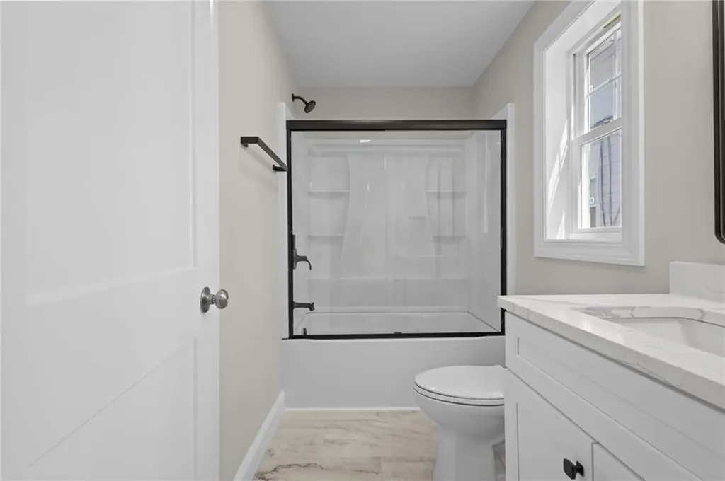 804 Douglas Avenue Providence RI 02908