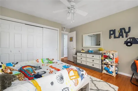 14 Canton Court Cranston RI 02921