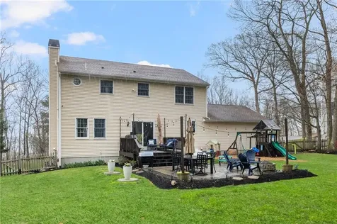 14 Canton Court Cranston RI 02921