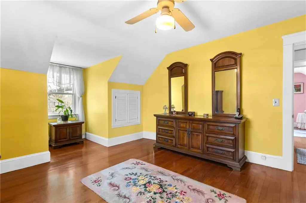 381 Auburn Street Cranston RI 02910