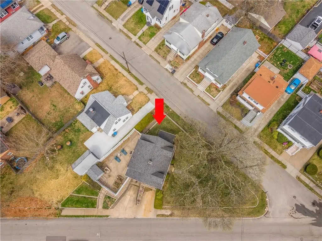 381 Auburn Street Cranston RI 02910