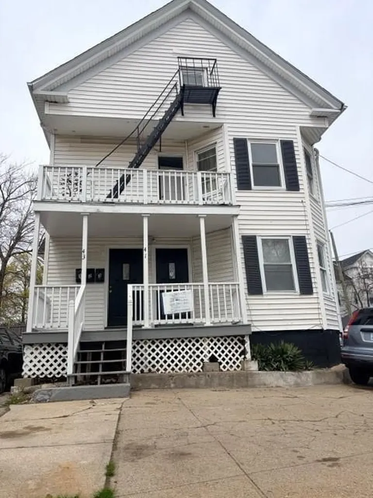 41 Carter Street Providence RI 02907