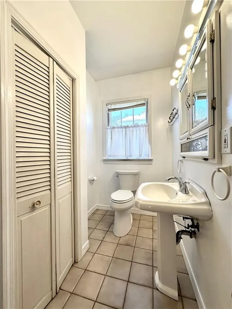 44 Bellevue Avenue Pawtucket RI 02861