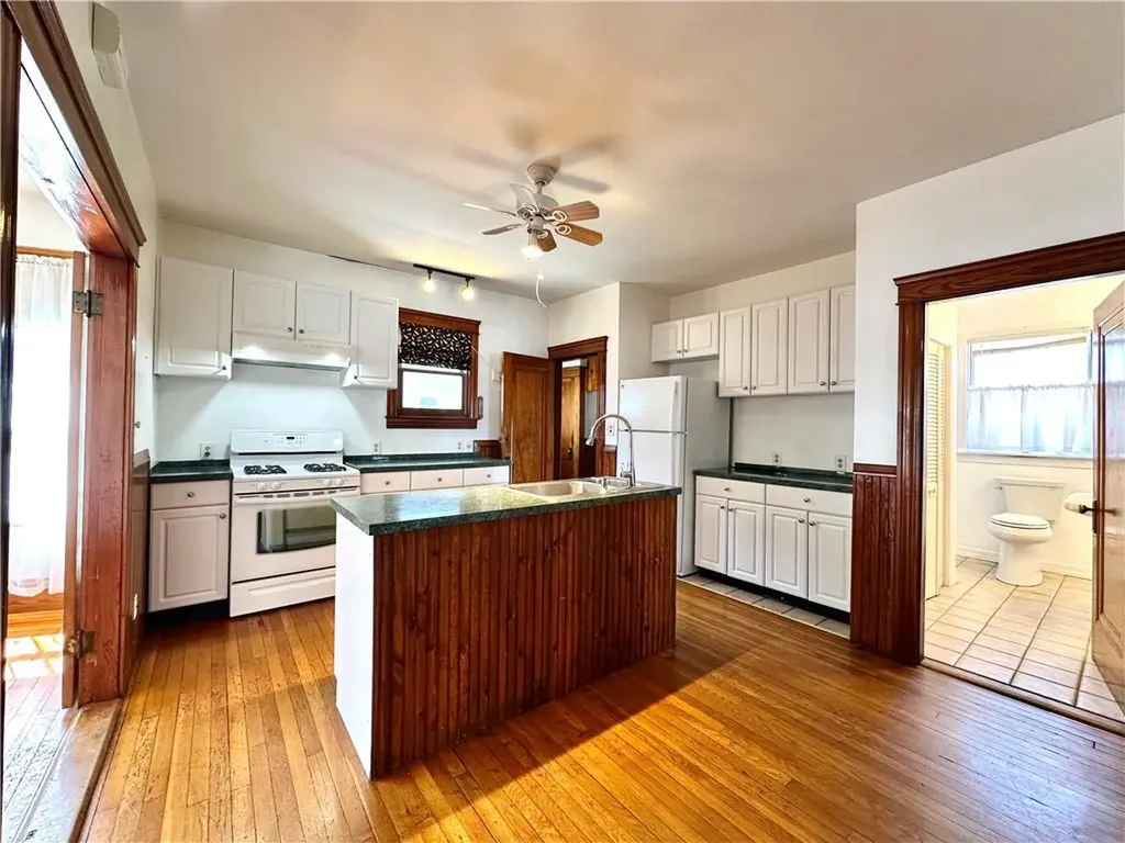 44 Bellevue Avenue Pawtucket RI 02861