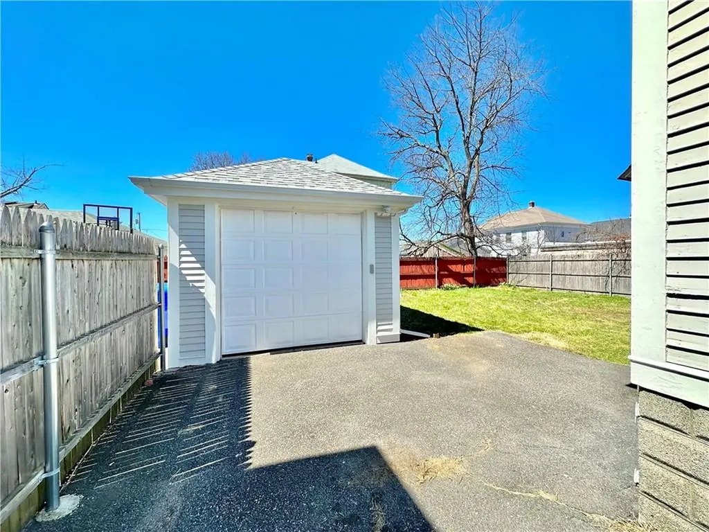 44 Bellevue Avenue Pawtucket RI 02861