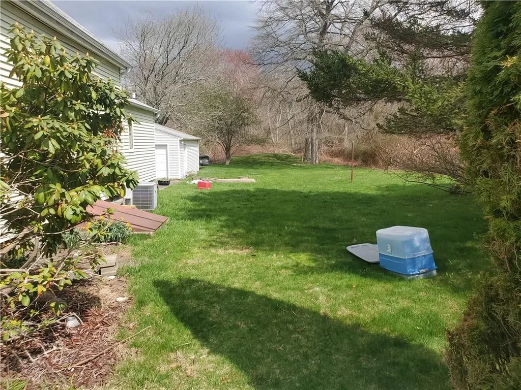 10 Young Avenue Warwick RI 02889