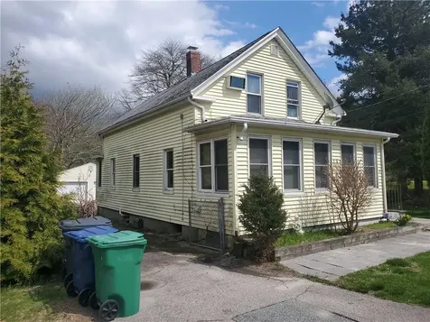 10 Young Avenue Warwick RI 02889