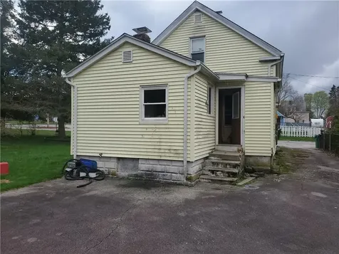 10 Young Avenue Warwick RI 02889