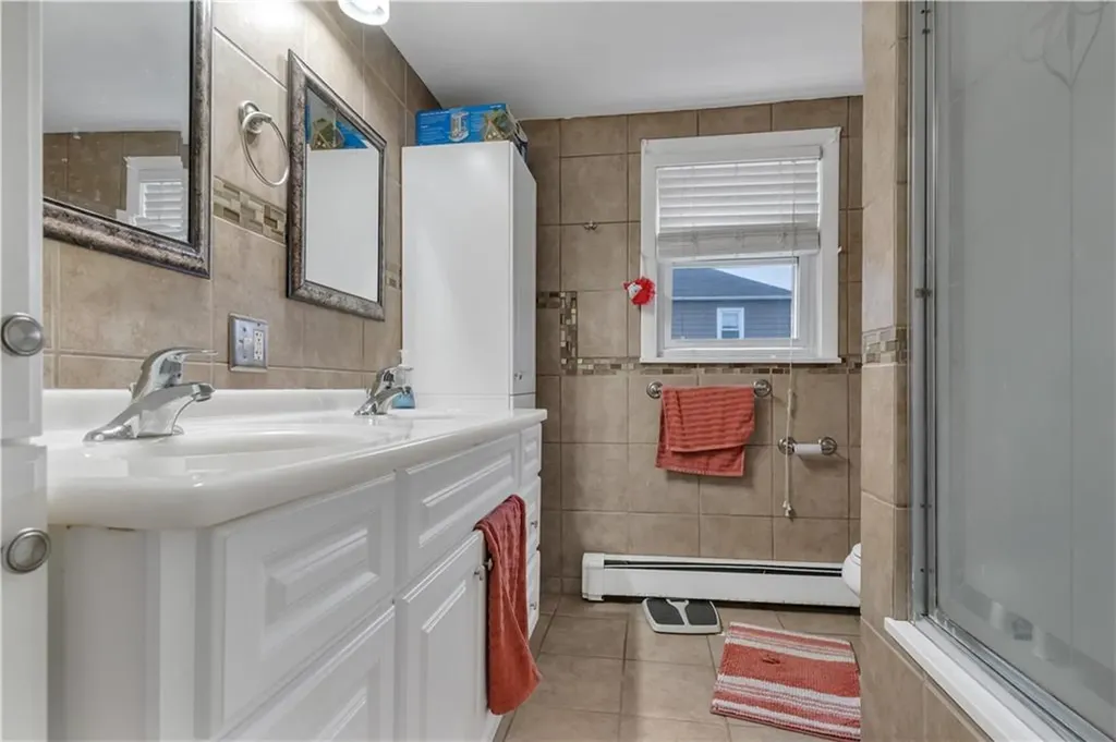 204 Talcott Street Woonsocket RI 02895