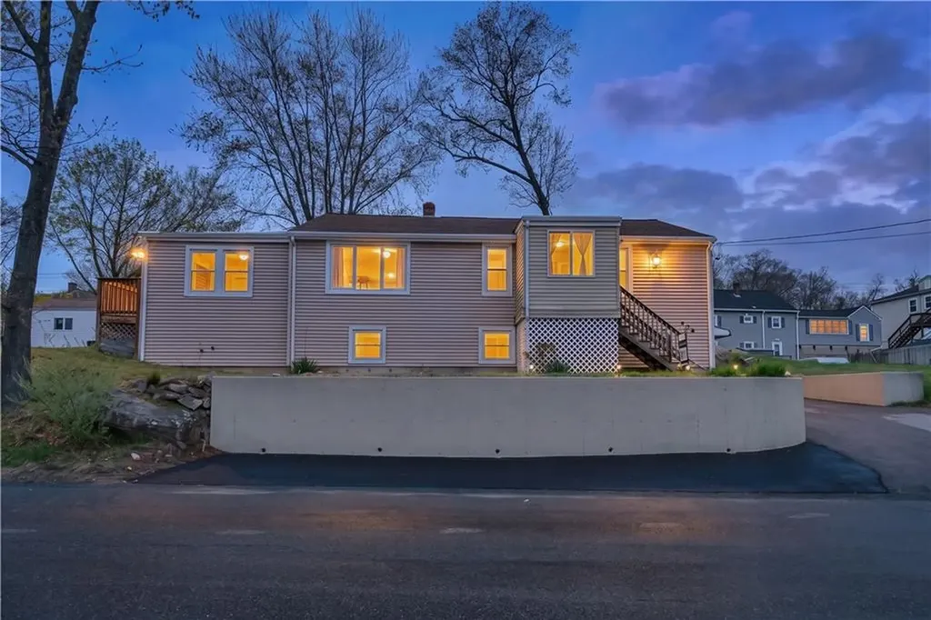 204 Talcott Street Woonsocket RI 02895