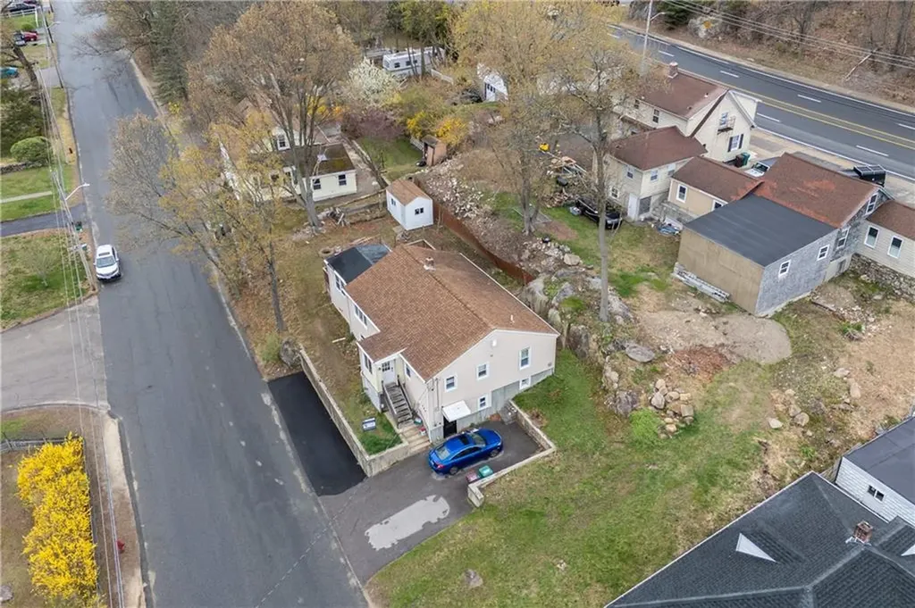204 Talcott Street Woonsocket RI 02895