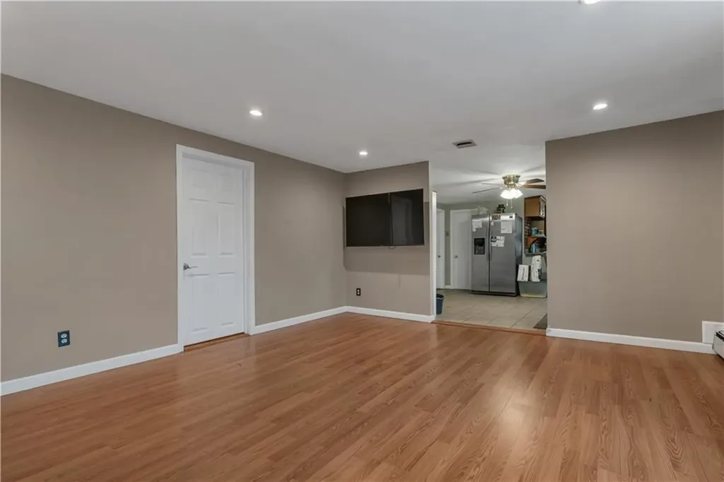204 Talcott Street Woonsocket RI 02895